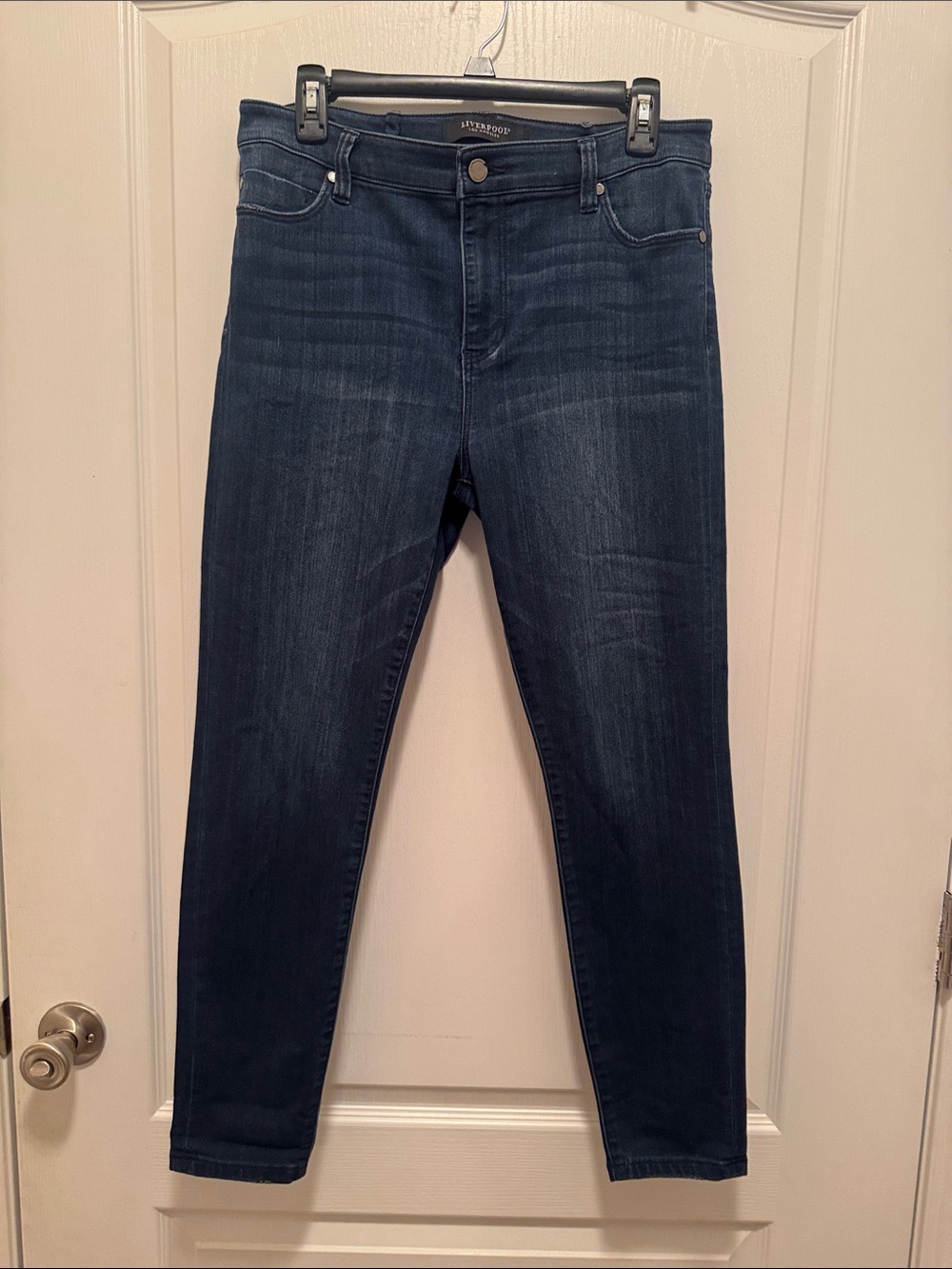 Liverpool Los Angeles Dark Wash Skinny Jeans - Women’s Size 12/31